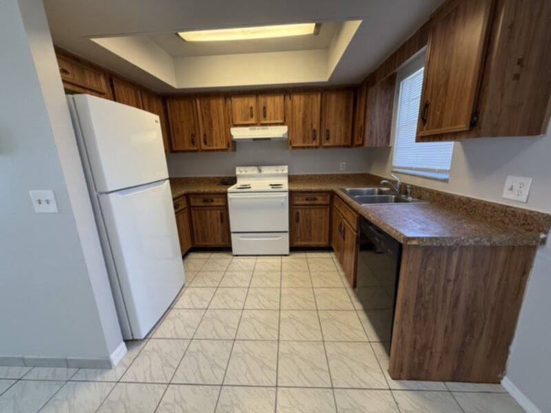 Apartment for rent at 3940 Alpert Dr, Orlando, FL 32810