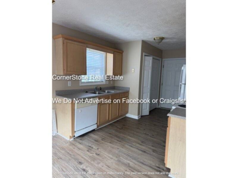 House for rent at 1552 Clan Campbell Dr, Raeford, NC 28376