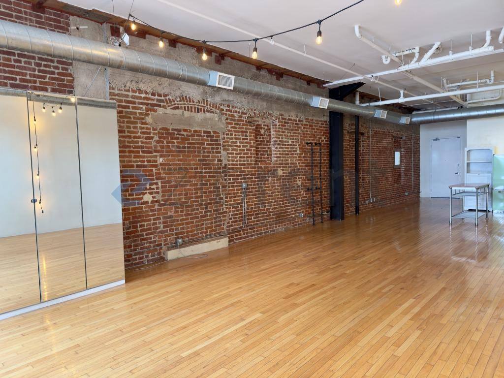 Apartment for rent at 500 Molino St #208, Los Angeles, CA 90013