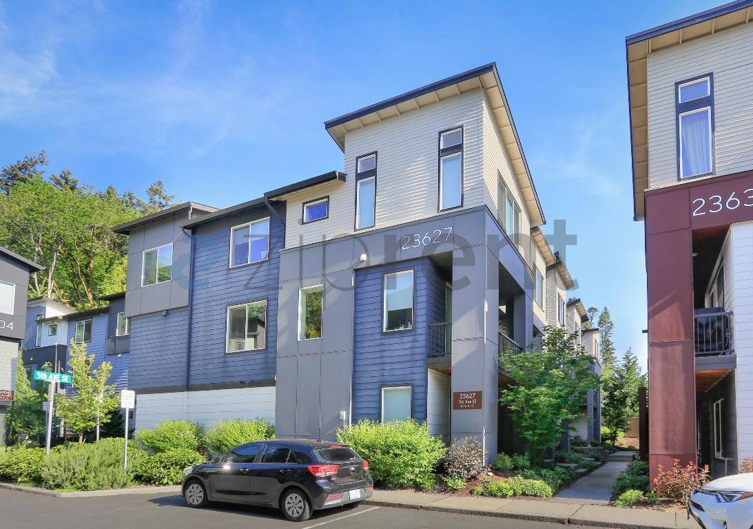 Townhouse for rent at 23627 5th Ave SE #C, Bothell, WA 98021