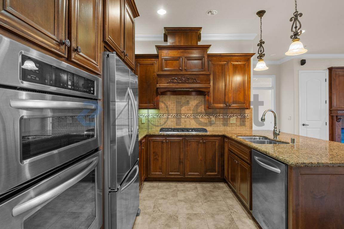 Apartment for rent at 1114 Sonata Dr, Vallejo, CA 94591