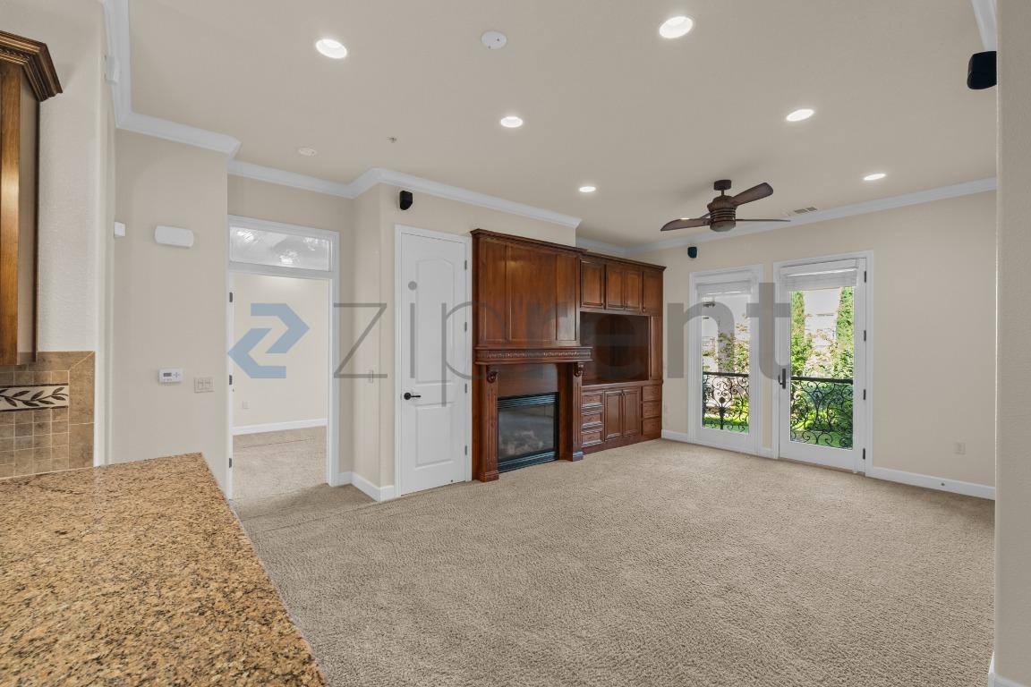 Apartment for rent at 1114 Sonata Dr, Vallejo, CA 94591