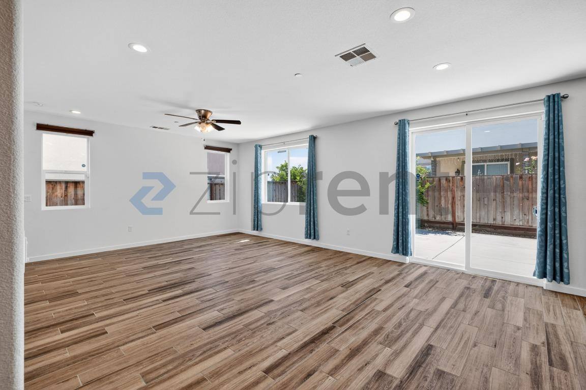 House for rent at 1416 Passion Lane, Fairfield, CA 94533