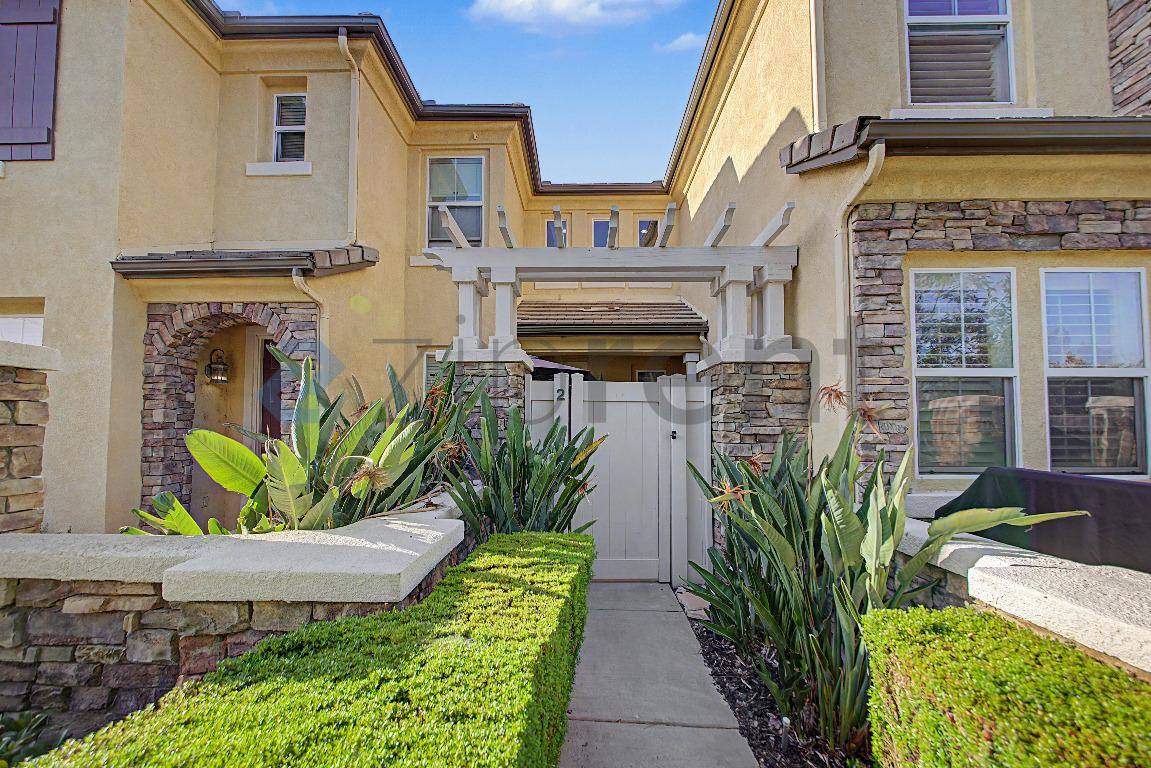 Apartment for rent at 7736 Chambray Place #2, Rancho Cucamonga, CA 91739