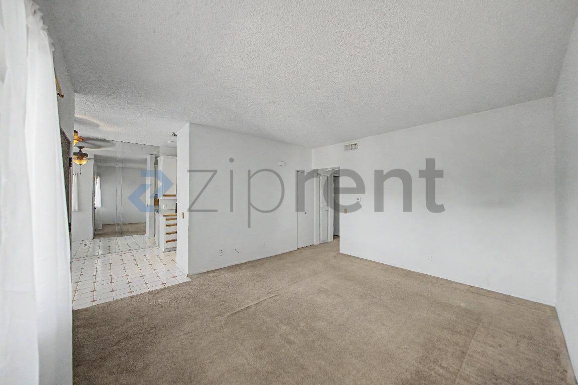 Apartment for rent at 158 Maegan Place #6, Thousand Oaks, CA 91362