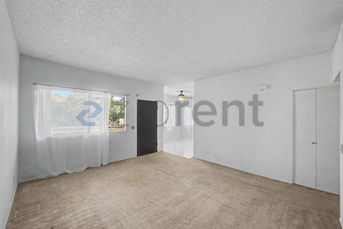 Apartment for rent at 158 Maegan Place #6, Thousand Oaks, CA 91362