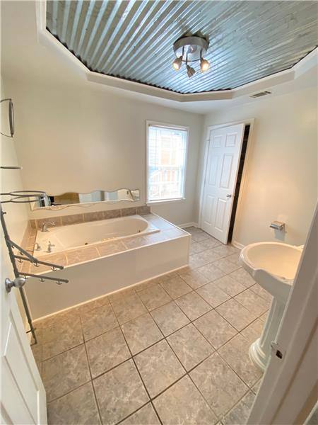 Condo for rent at 614 E Duffy St, Savannah, GA 31401