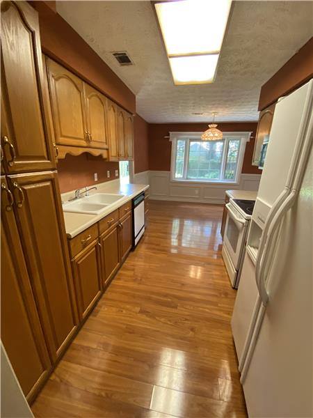 House for rent at 15 Beaver Run Dr, Savannah, GA 31419