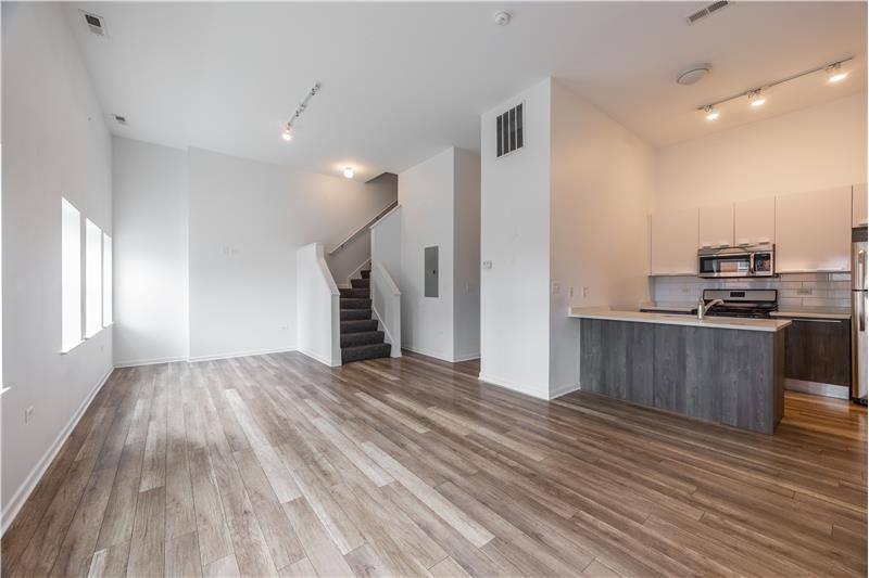 2700 W N Ave #204, Chicago, IL 60647 - Apartment for Rent