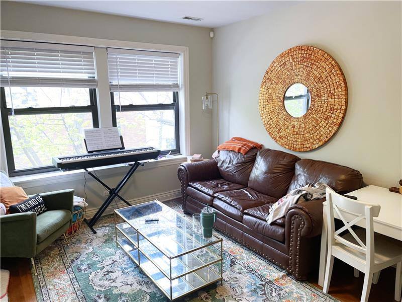 Apartment for rent at 3433 N Lakewood #2, Chicago, IL 60657