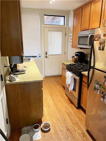 Apartment for rent at 3433 N Lakewood #2, Chicago, IL 60657
