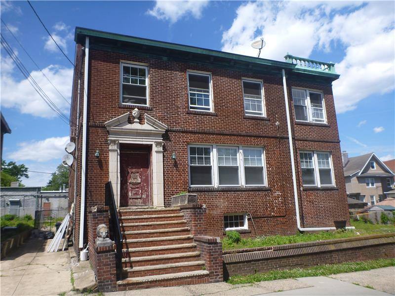 Apartment for rent at 15 Vernon Ave #2, Newark, NJ 07108