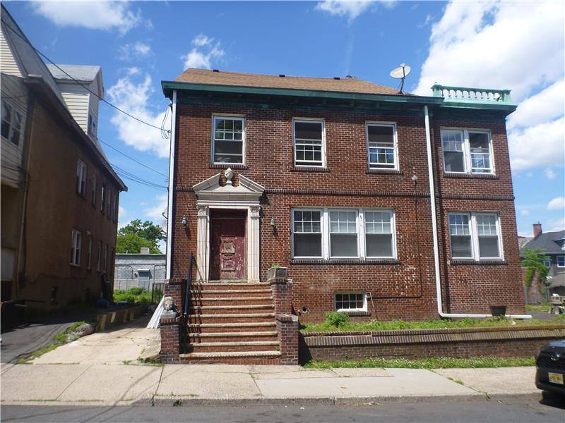 Apartment for rent at 15 Vernon Ave #3, Newark, NJ 07108