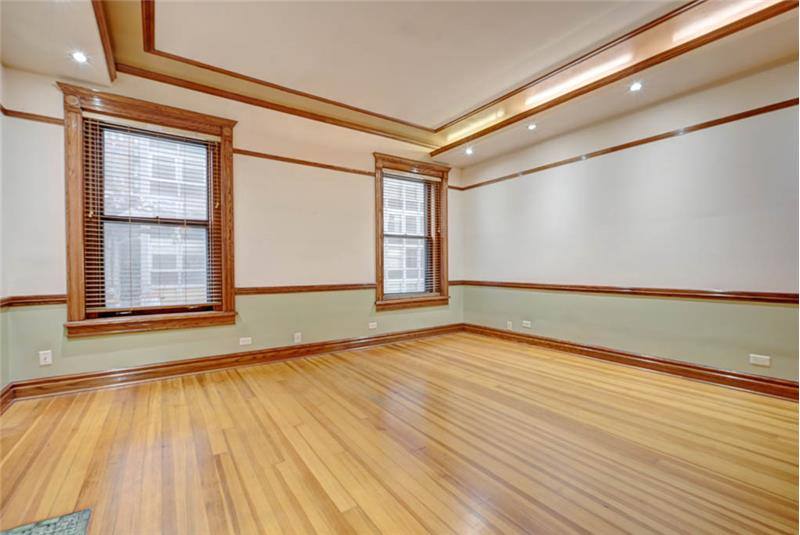 Apartment for rent at 33 E Division #3F, Chicago, IL 60610