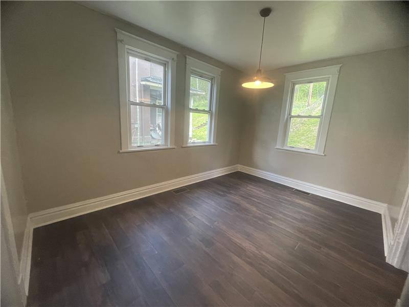 Apartment for rent at 466 Hill St, Beech Bottom, WV 26030