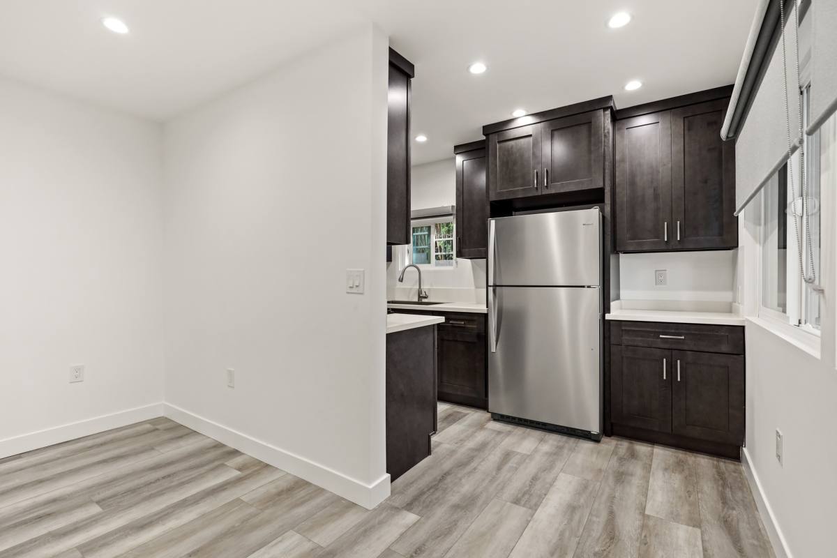 Apartment for rent at 410 Lucas Ave, Los Angeles, CA 90017