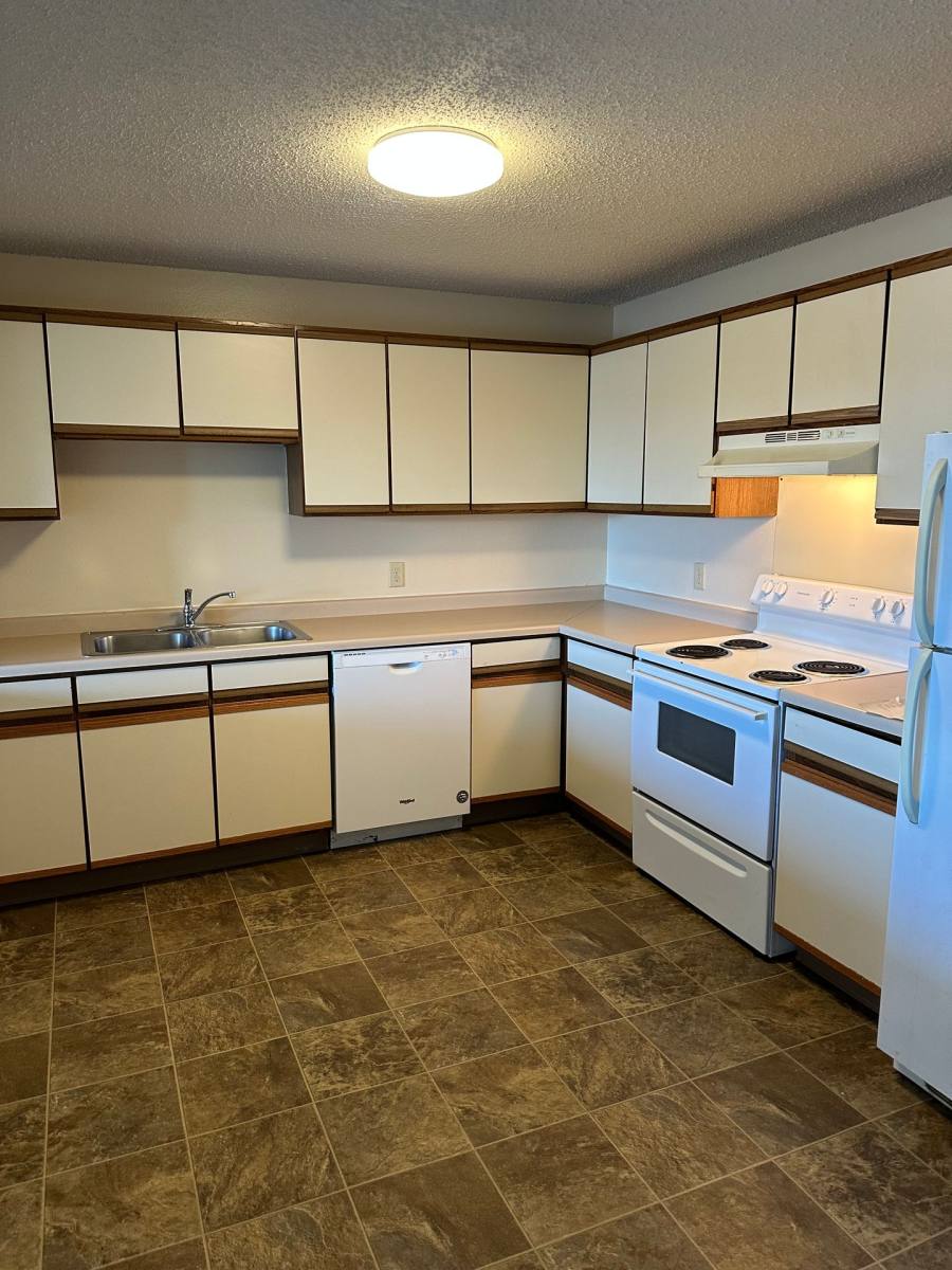 Apartment for rent at 503 15th Ave SE, Saint Cloud, MN 56304