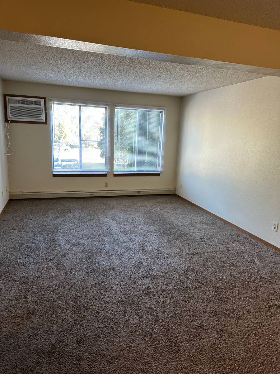 Apartment for rent at 503 15th Ave SE, Saint Cloud, MN 56304