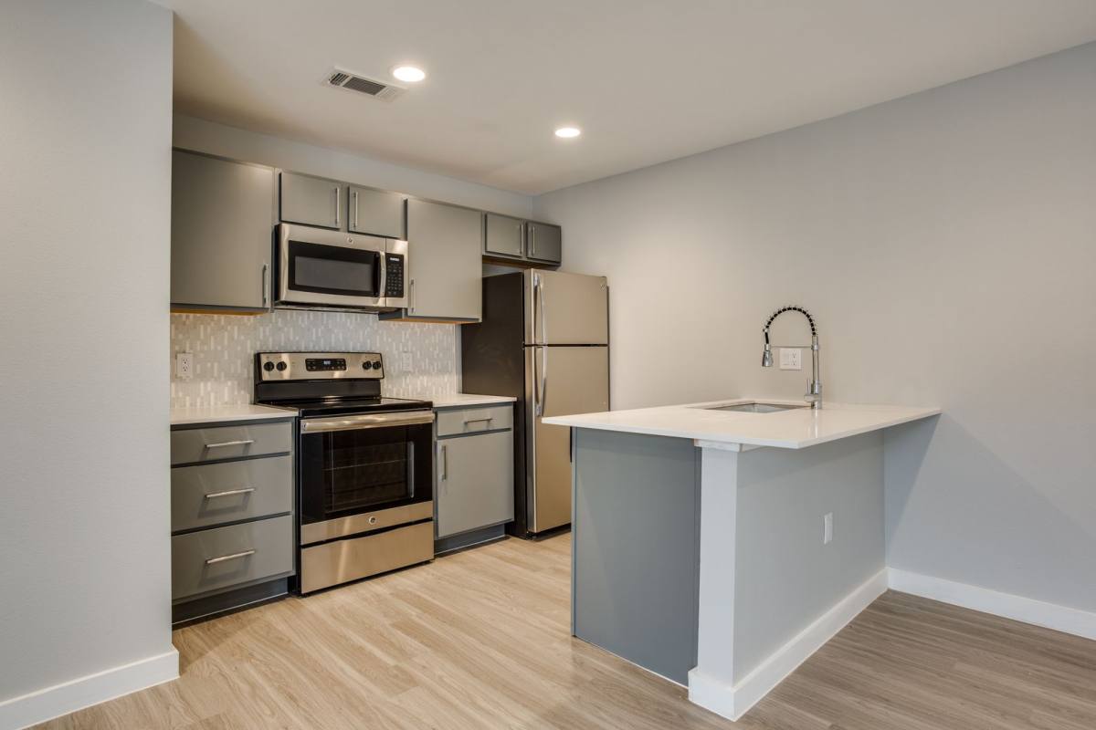 Apartment for rent at 3328 Cedarplaza, Dallas, TX 75219