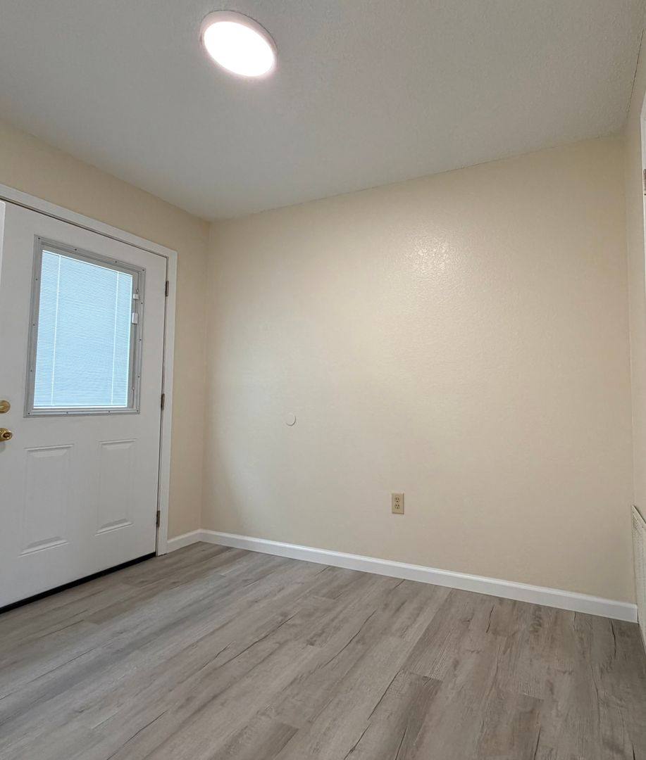 Apartment for rent at 162 Vickie Lynn, Saint Robert, MO 65584