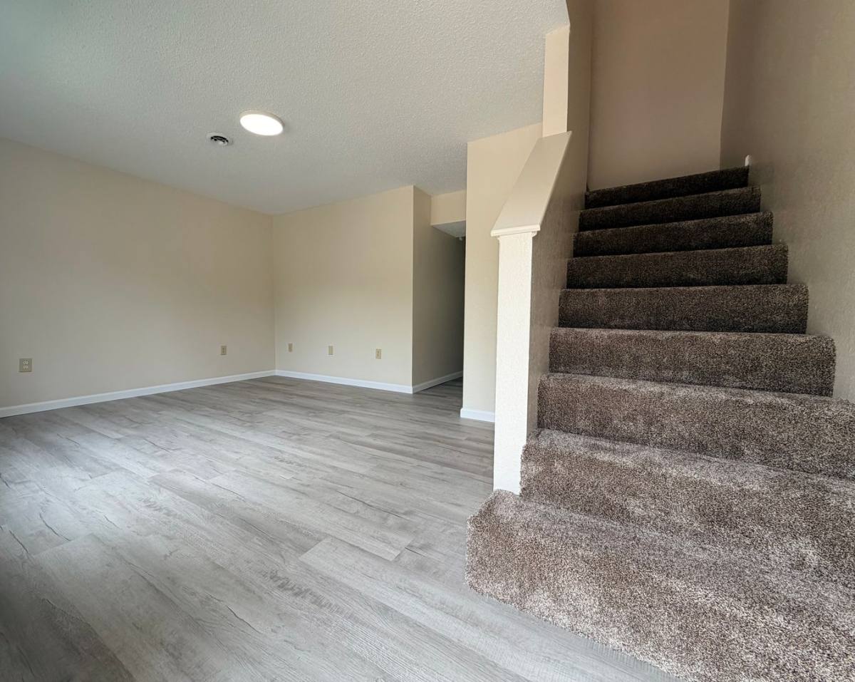 Apartment for rent at 162 Vickie Lynn, Saint Robert, MO 65584