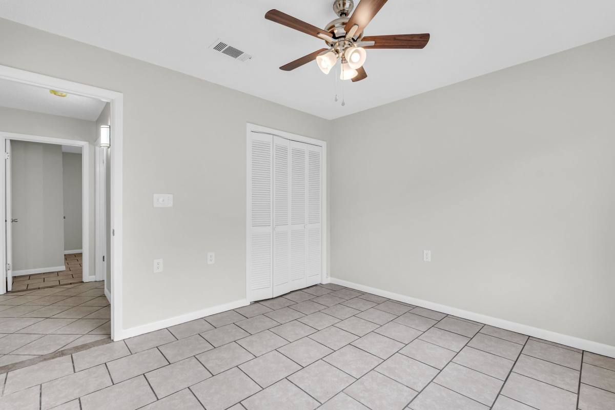 Apartment for rent at 1010 N Montgomery St, Starkville, MS 39759