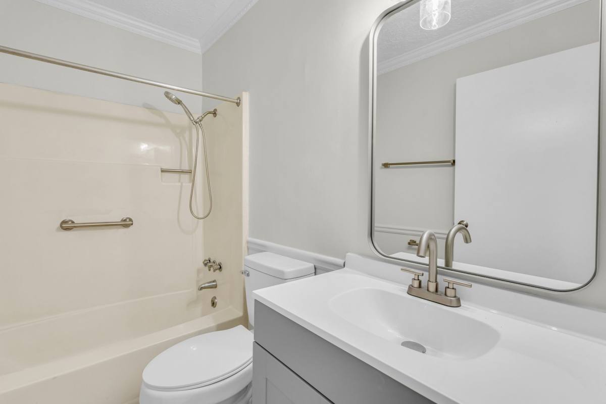Apartment for rent at 1010 N Montgomery St, Starkville, MS 39759