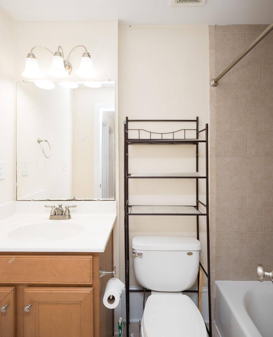 Apartment for rent at 323 W Broad St, Richmond, VA 23220