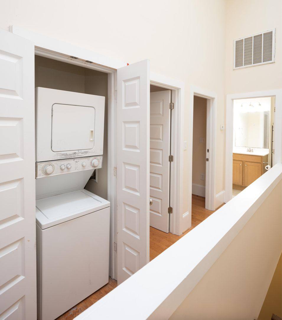 Apartment for rent at 323 W Broad St, Richmond, VA 23220