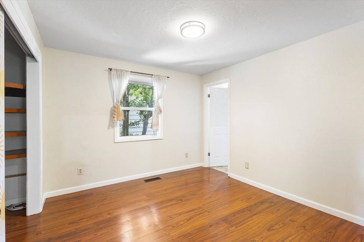 House for rent at 1824 9th St, Alameda, CA 94501