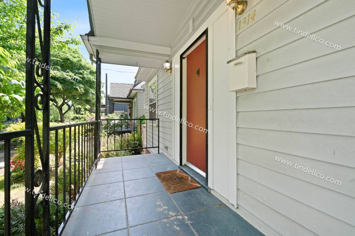 House for rent at 1314 SE Birch St, Portland, OR 97214