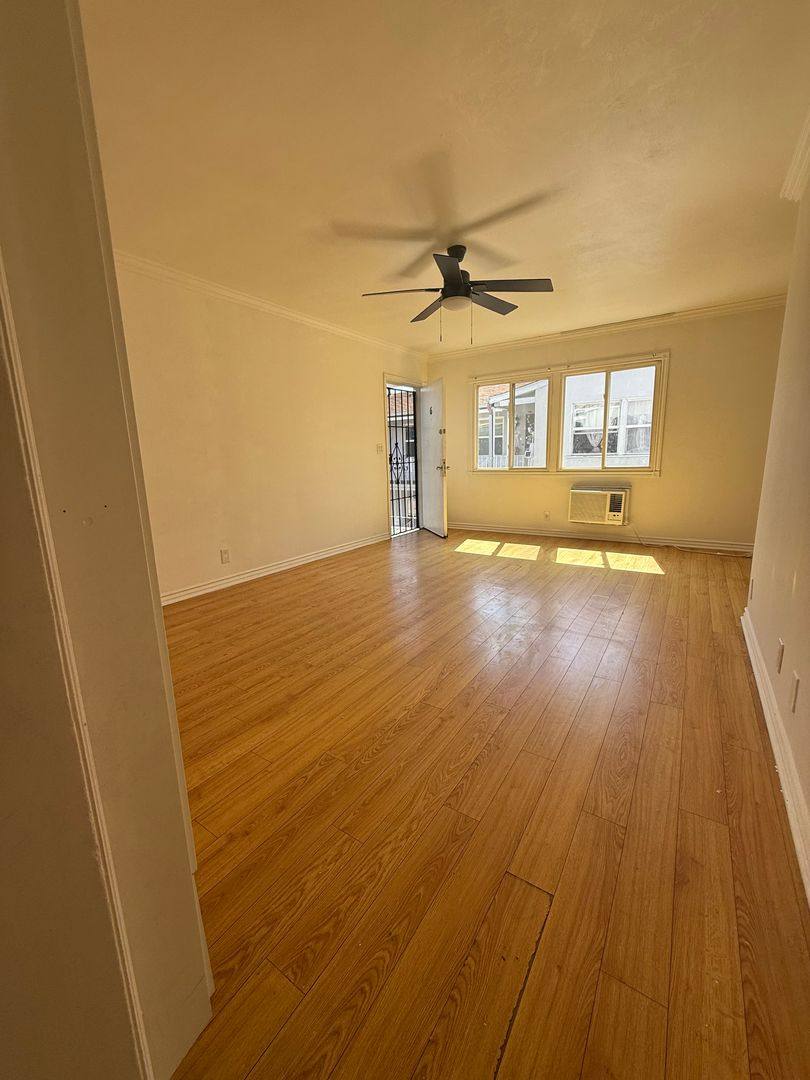 Apartment for rent at 12801 Vanowen St, North Hollywood, CA 91605
