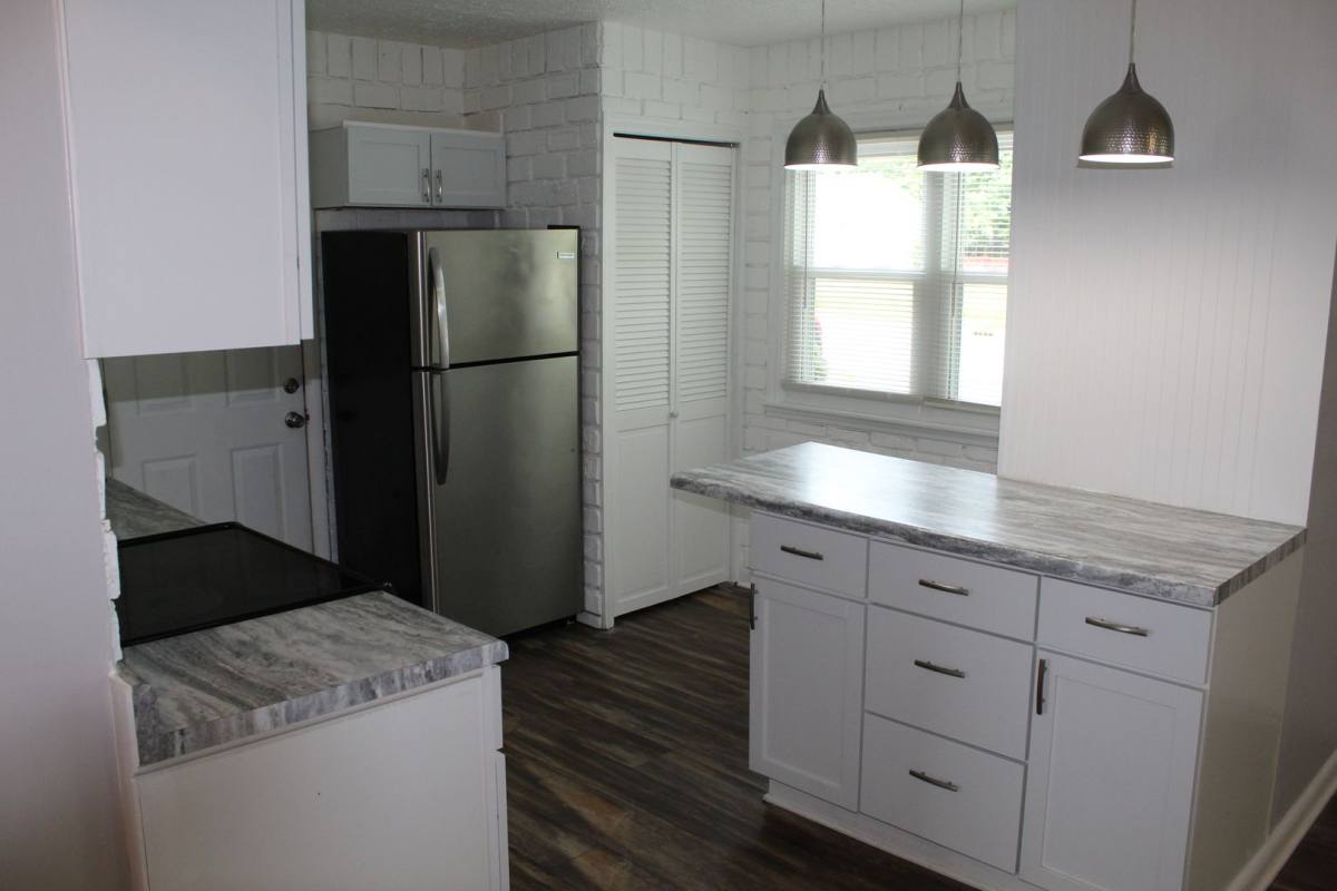 House for rent at 104 N Grant St, Brownsburg, IN 46112