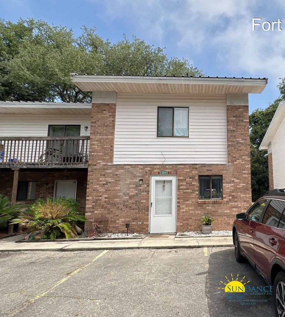 Townhouse for rent at 263-K Brooks St, Fort Walton Beach, FL 32548