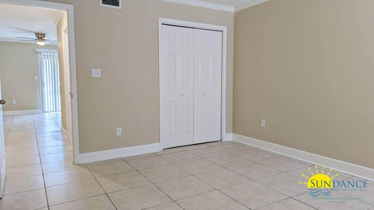 Apartment for rent at 399 Marshall Court, Fort Walton Beach, FL 32548