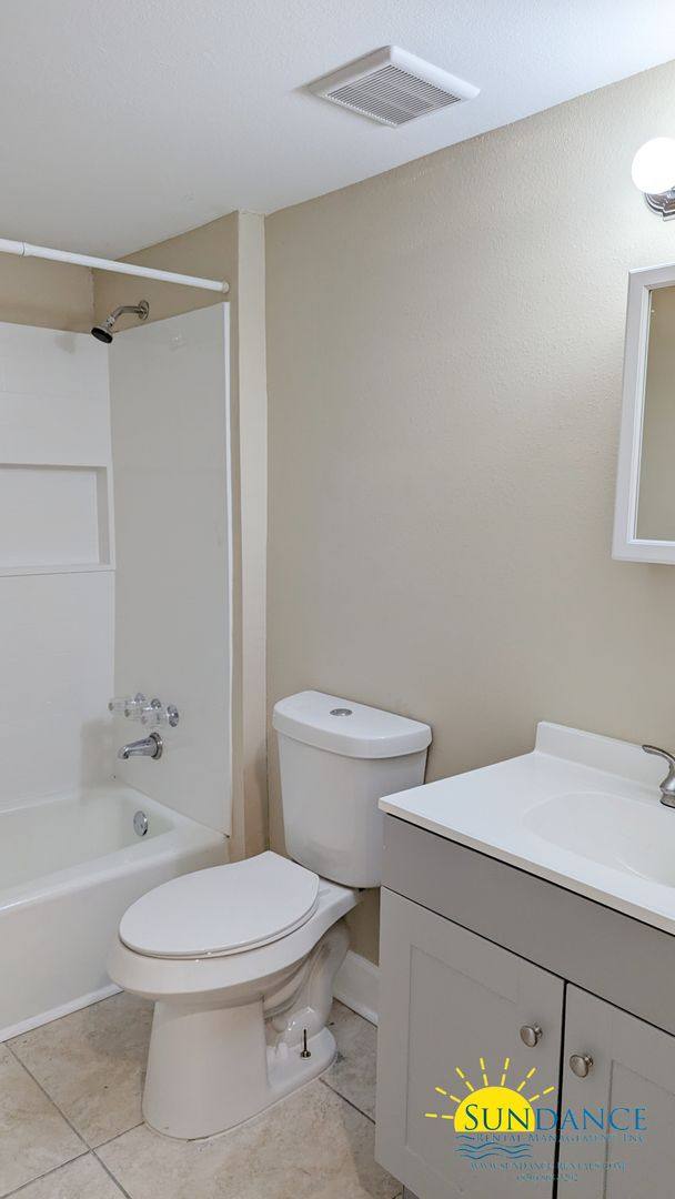 Apartment for rent at 399 Marshall Court, Fort Walton Beach, FL 32548