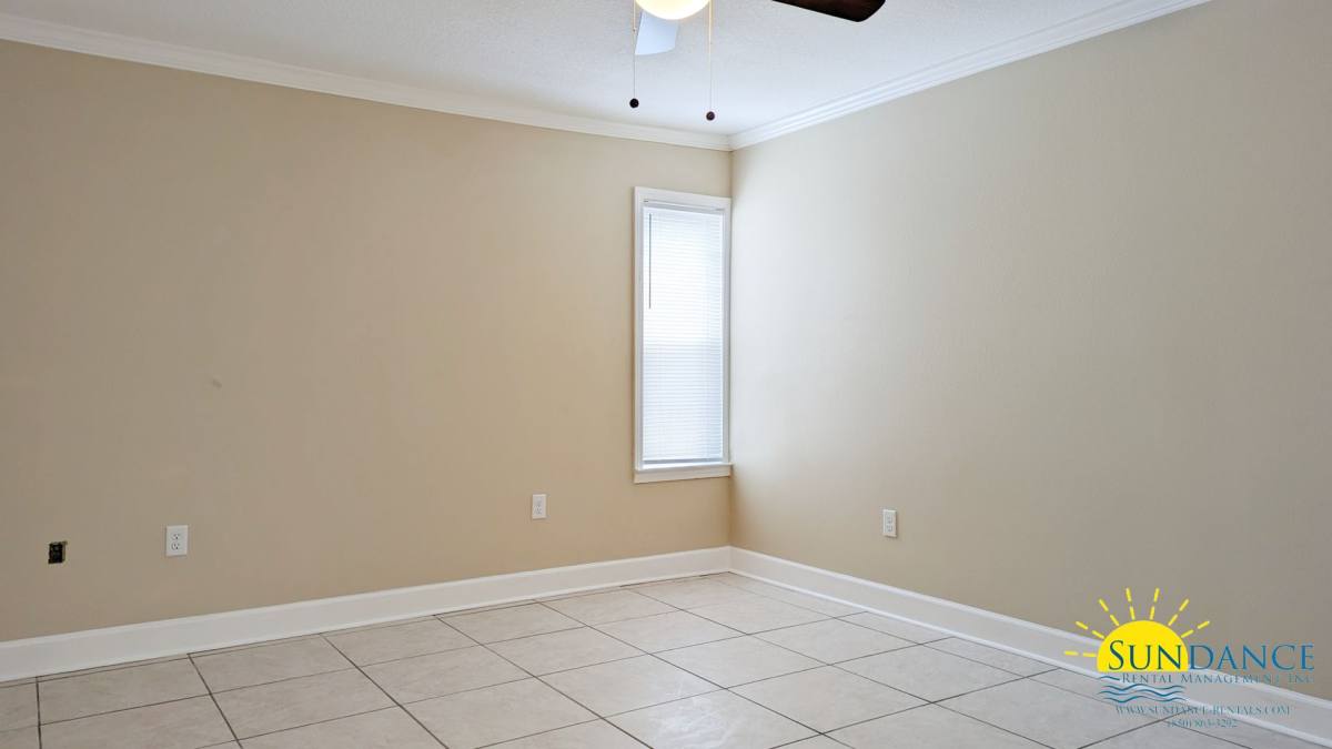 Apartment for rent at 399 Marshall Court, Fort Walton Beach, FL 32548