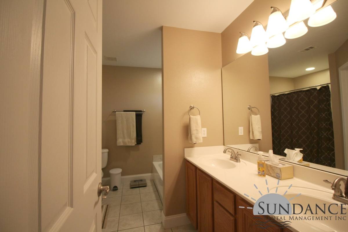 House for rent at 1719 Pine Ave, Niceville, FL 32578