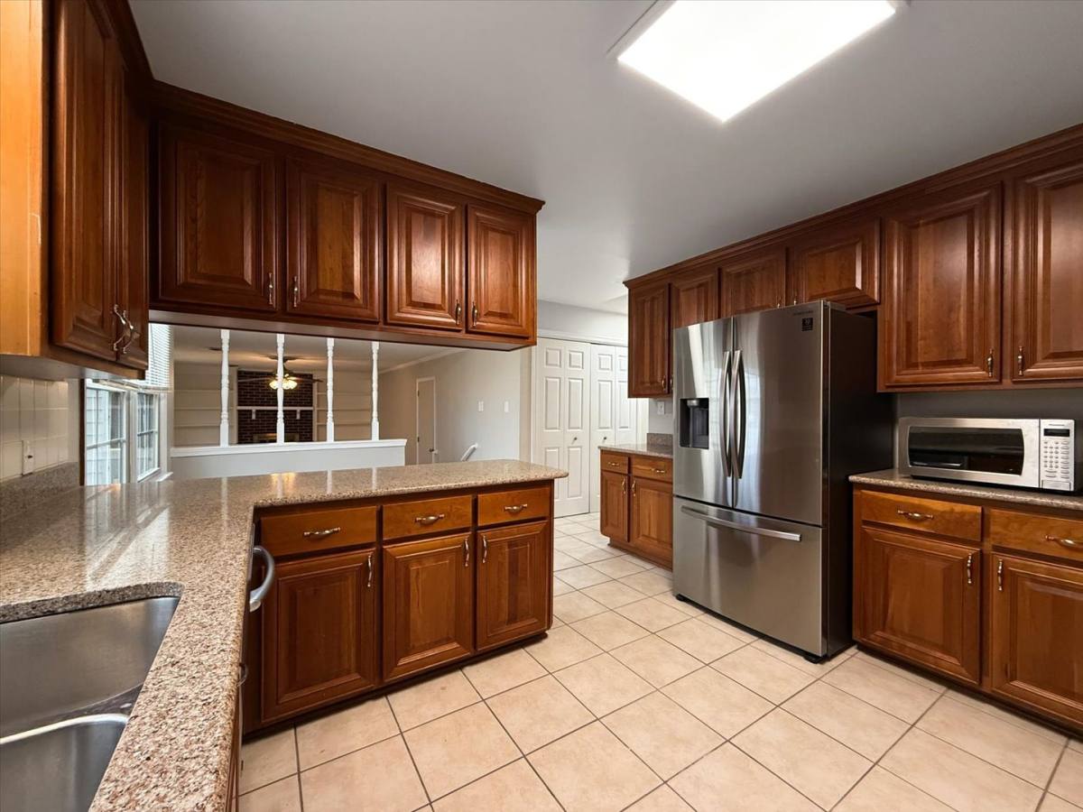 House for rent at 1 Sandpiper Court, Hampton, VA 23669
