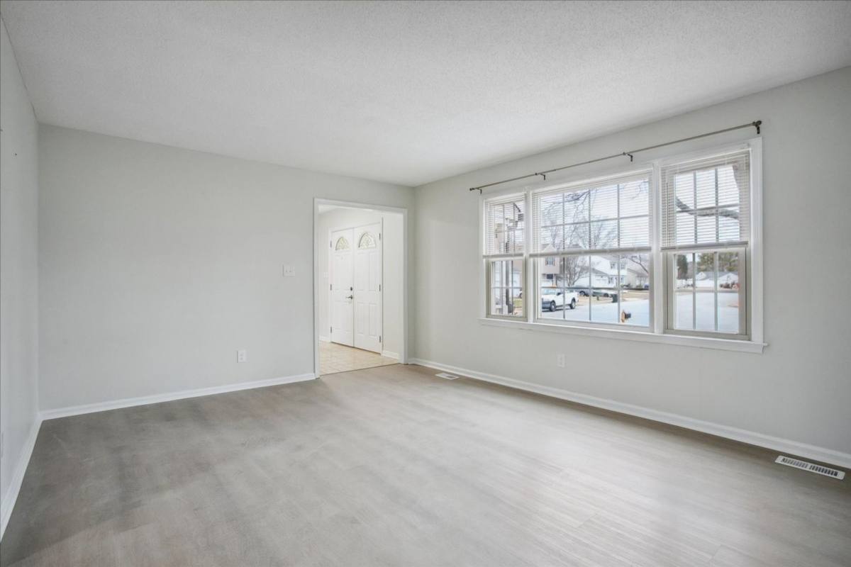House for rent at 1 Sandpiper Court, Hampton, VA 23669