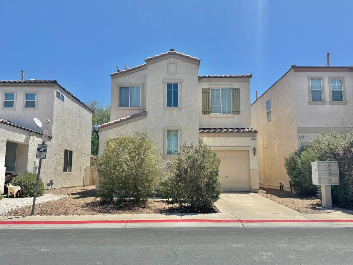 House for rent at 10424 Palm Village, Las Vegas, NV 89183