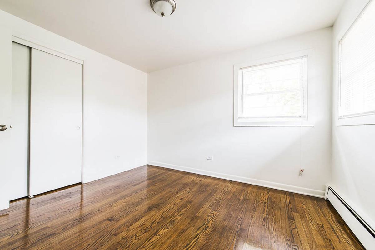 Apartment for rent at 14123-25 S Tracy Ave, Riverdale, IL 60827