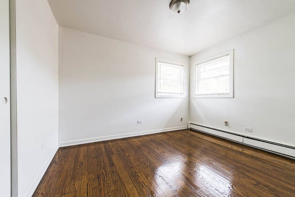 Apartment for rent at 14123-25 S Tracy Ave, Riverdale, IL 60827