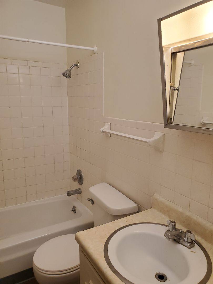 Apartment for rent at 3532 60th St, Moline, IL 61265