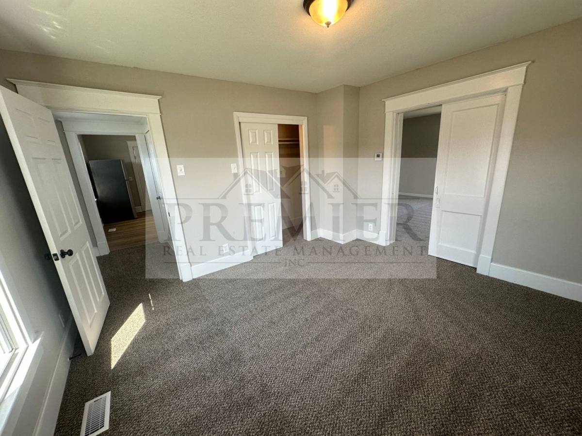 House for rent at 184 W N St, Peculiar, MO 64078