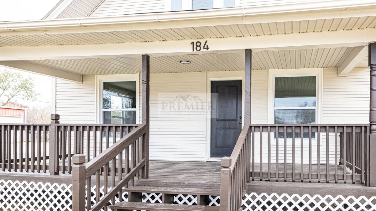 House for rent at 184 W N St, Peculiar, MO 64078