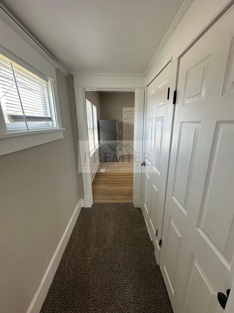 House for rent at 184 W N St, Peculiar, MO 64078