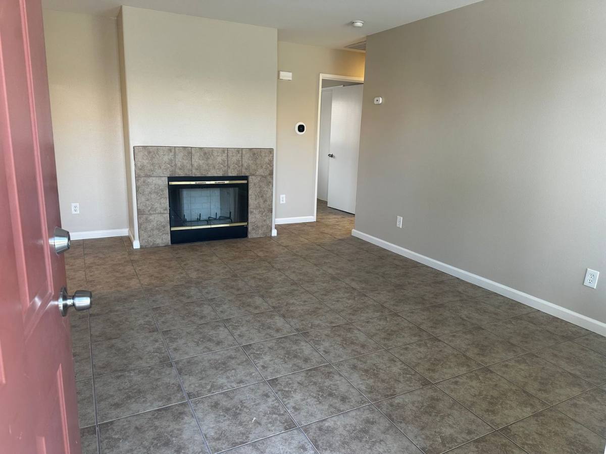 Apartment for rent at 5213 S H St, Bakersfield, CA 93304