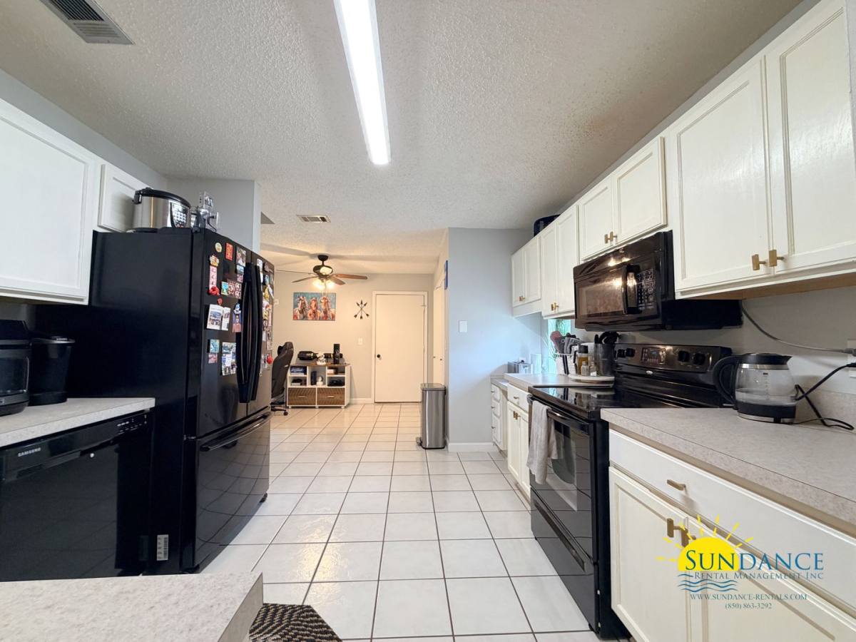 House for rent at 225 Lakeside Lane, Mary Esther, FL 32569