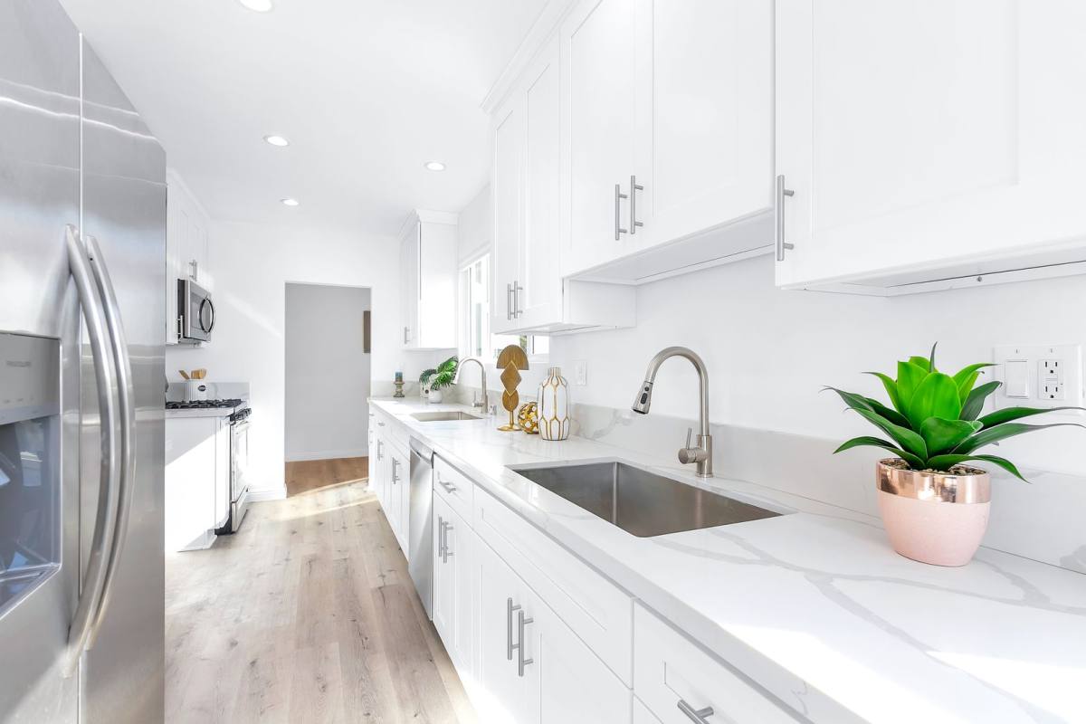 Apartment for rent at 1510 S Durango Ave, Los Angeles, CA 90035